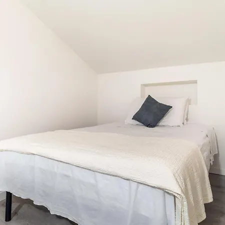 Varanni - 3*